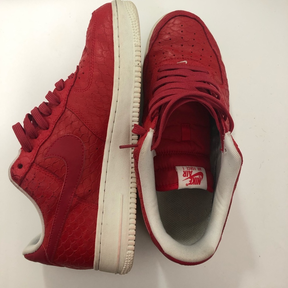 Nike Air Force 1 Red Snakeskin Scales Sz 10